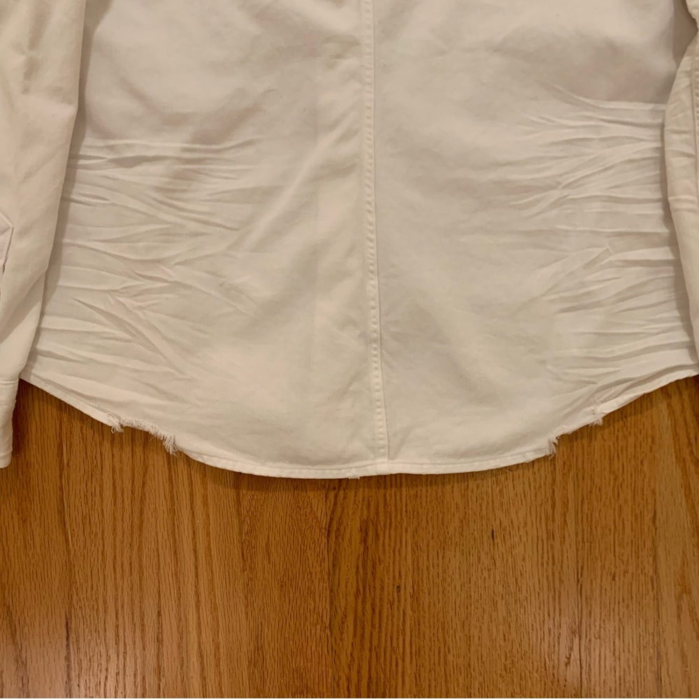 Frank & Eileen BARRY Tailored Button-Up Shirt. White Distressed Denim. Large. - Picture 11 of 15